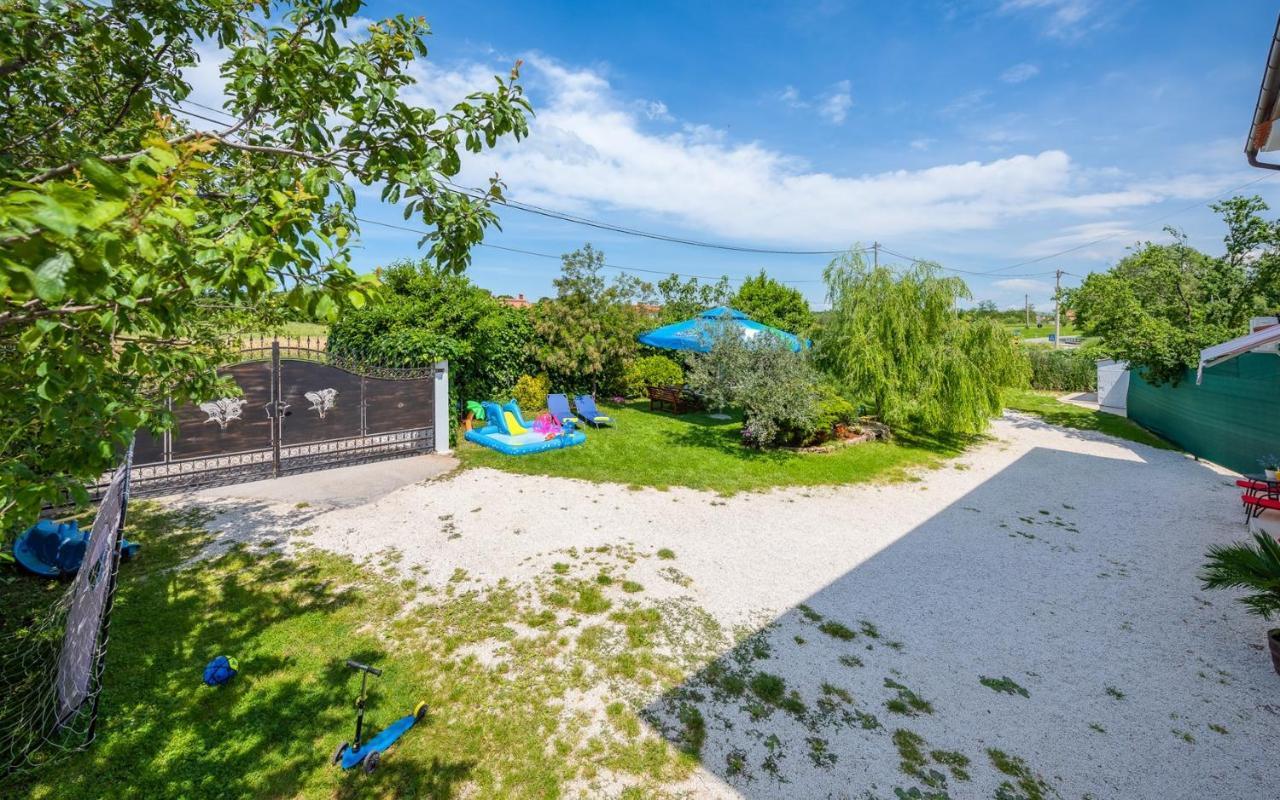 The Willow Garden Apartment House Marcana Bagian luar foto